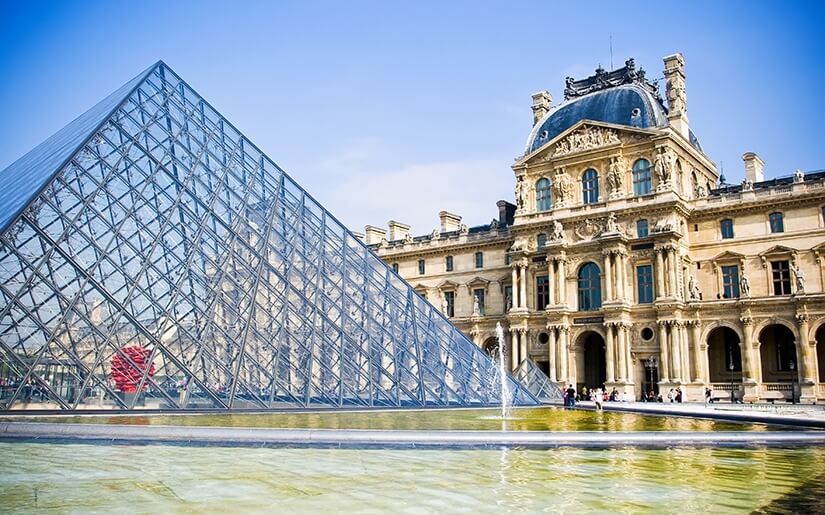 מוזיאון הלובר בעיר פריז